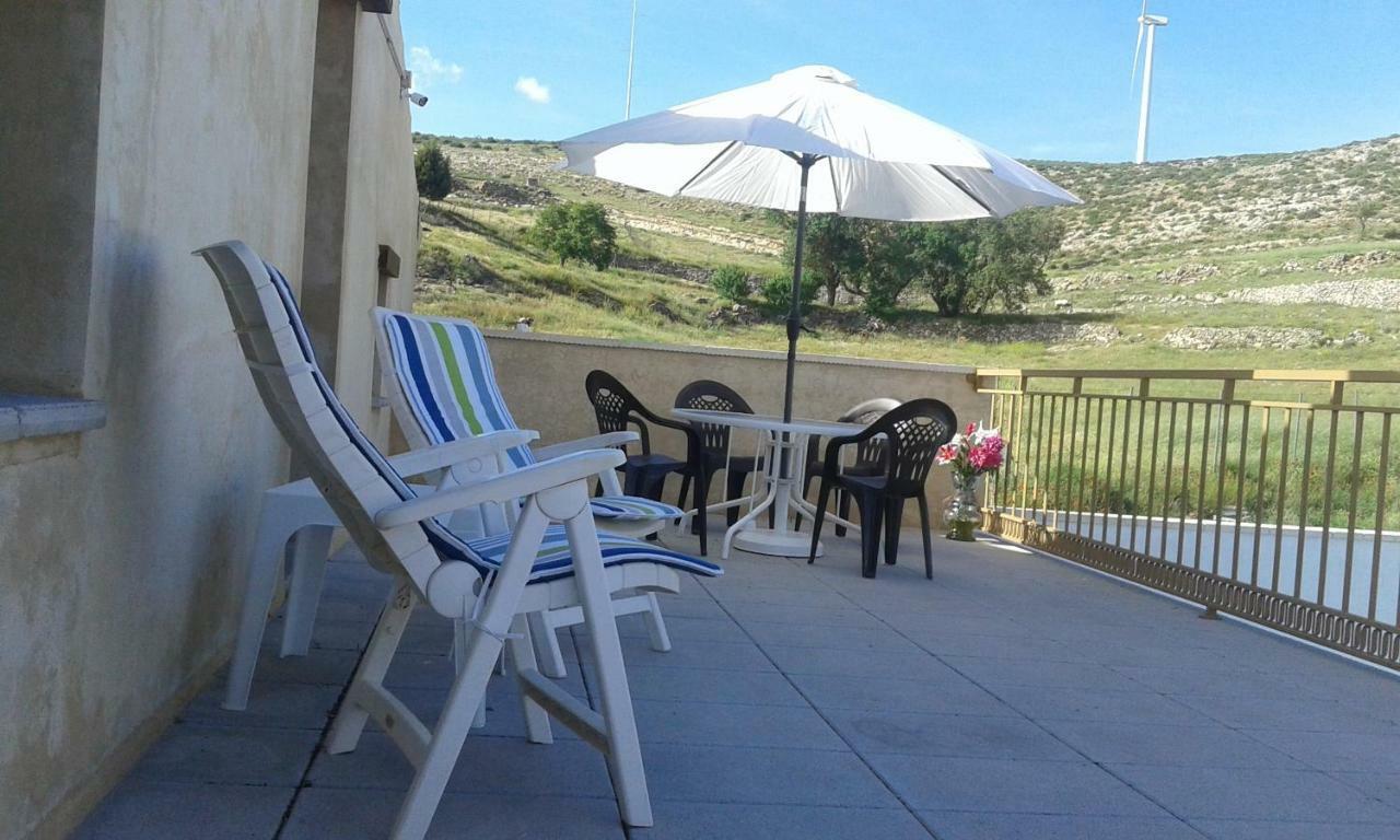 Santa Ana De La Sierra Country house *